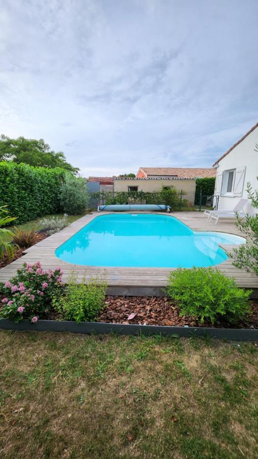 Cosy Entre Bordeaux Et Lacanau Apartment